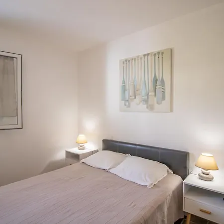 Maison Vecchio 6p Holiday home *